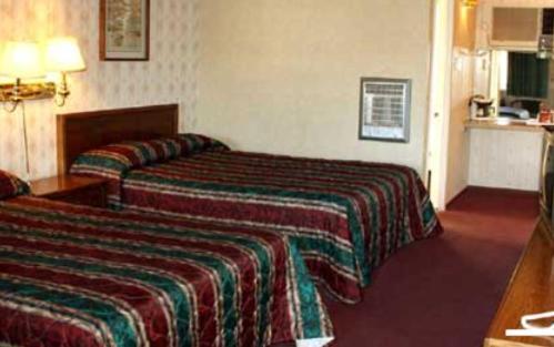 Economy Inn Юкайа Номер фото