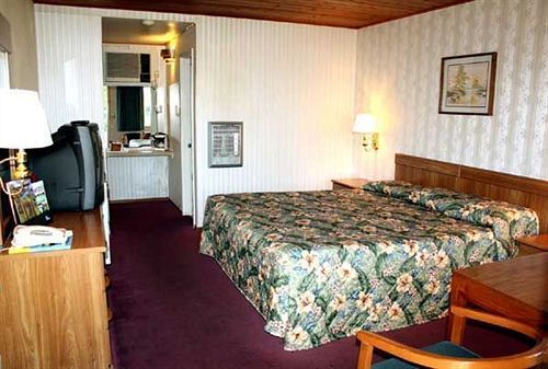 Economy Inn Юкайа Екстер'єр фото